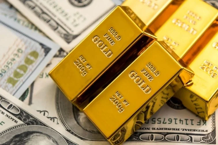 Emas masih di sentimen positif namun belum berhasil tembus $4700